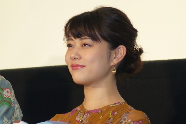 滝沢カレン、四字熟語パワー炸裂!高畑充希を「目鼻口近」 画像