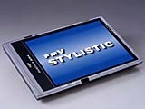 富士通、指紋センサー標準搭載のタブレットPC「FMV−STYLISTIC」 画像