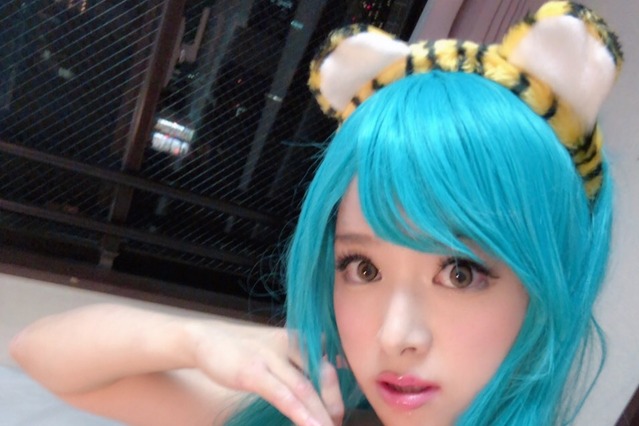 高木里代子、ラムちゃんコスを披露!『うる星やつら』をジャズアレンジで演奏 画像