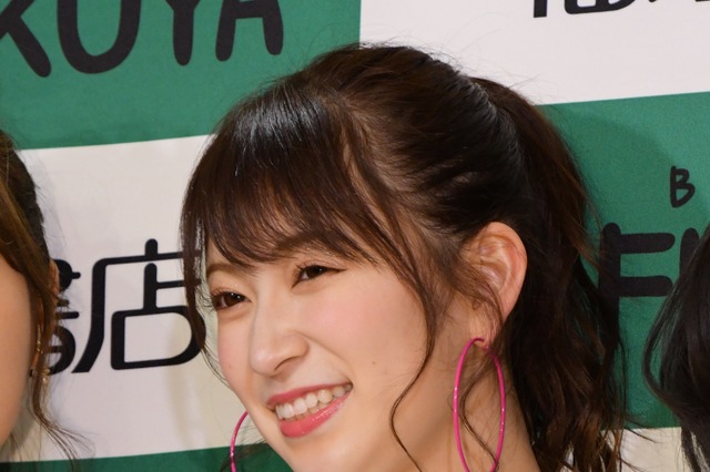 NMB48吉田朱里が西澤瑠莉奈とキス!?　公開写真にファン「これはやばい」 画像