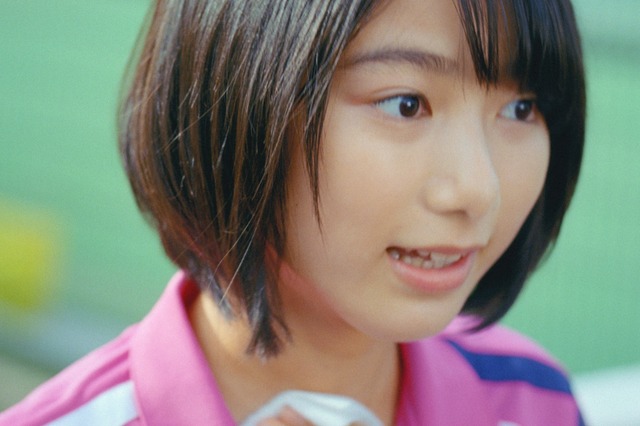 シーブリーズCMのあの子は一体？テニス部後輩女子に注目集まる 画像