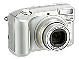 ニコン、8.3倍ズーム搭載の4Mデジカメ「COOLPIX4800」　ズームボタンを深く押せば高速ズームに 画像