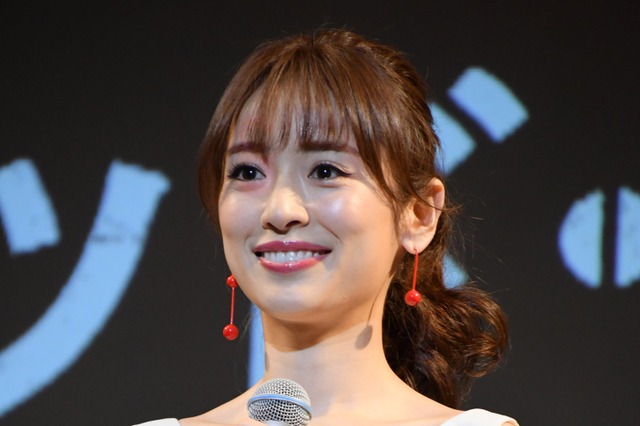 泉里香、美貌とトラップで報道陣を魅了「絶対に気づくだろうなと思っていたのですが」 画像