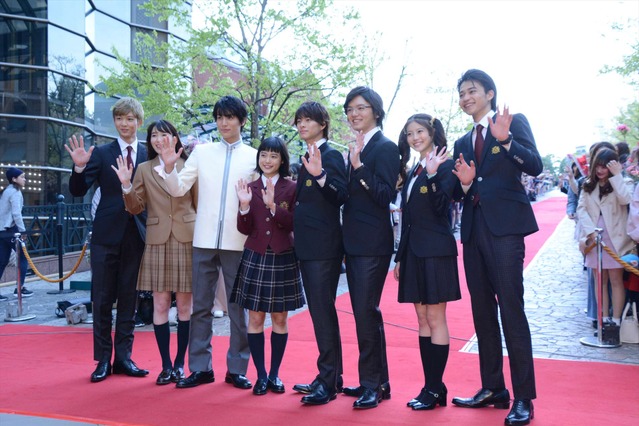 平野紫耀、『花のち晴れ』現場で「甘噛み王子」と呼ばれている!? 画像