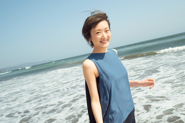 乃木坂46・生駒里奈、アイドルとして最後のグラビア！ 画像
