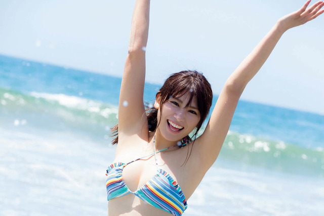 久松郁実の3年ぶりの写真集が発売決定！ファン騒然の大胆セクシーにも挑戦 画像