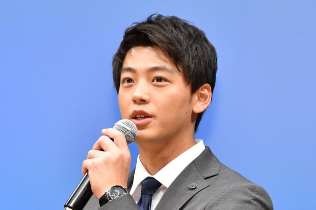 竹内涼真、安田顕に股間を揉まれていた！「下町ロケット」エピソードを披露 画像