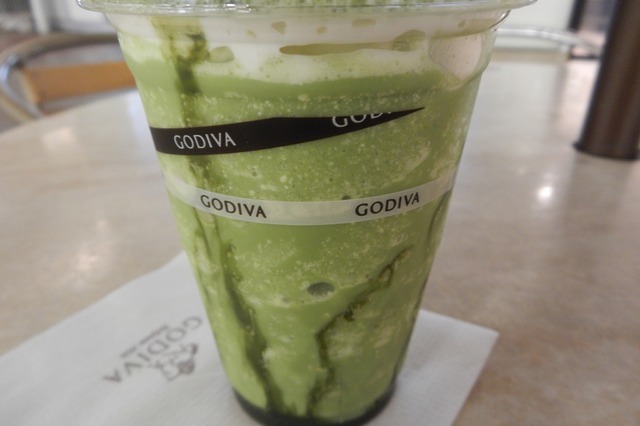 和洋折衷！　ゴディバの“極み”はほろ苦い大人の味 画像