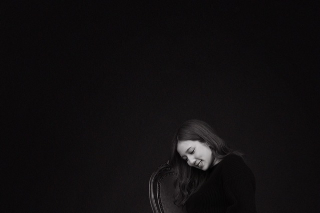丸高愛実、美しすぎるモノクロのマタニティフォトに反響 画像