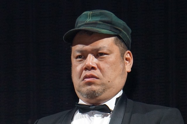 野性爆弾くっきー、「NEWS AWARDS 2018」受賞！「モノマネしても叱らないでくださいね」 画像
