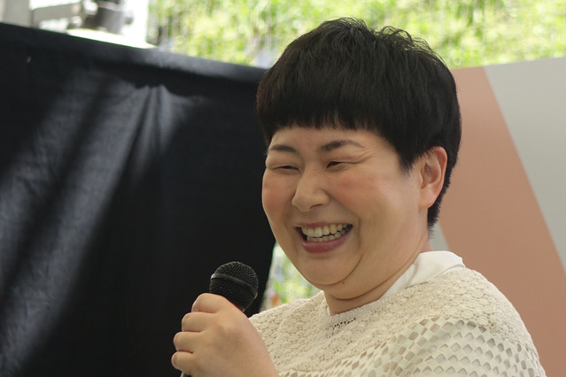 鈴木おさむ、妻で森三中・大島の誕生日を祝福！ 画像