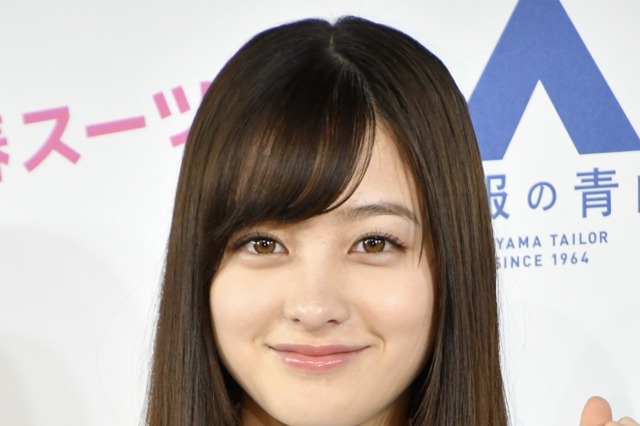 橋本環奈がたい焼きを頬張る姿にファンメロメロ！ 画像