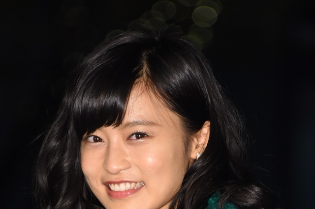 小島瑠璃子、菊地亜美のライザップCMにツッコミ「太ってるとこの方が……」 画像