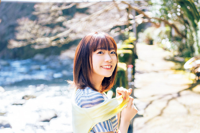 人気声優・斉藤朱夏が温泉旅行グラビアで「ちょっぴり大人っぽい私」を披露！ 画像