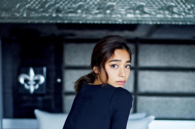 お尻セクシーなカットも！遠山茜子が『FLASH』グラビアに登場 画像