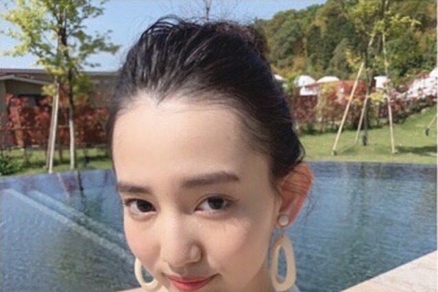 黒木麗奈、美バスト際立つキュート＆セクシーなショット公開！ 画像