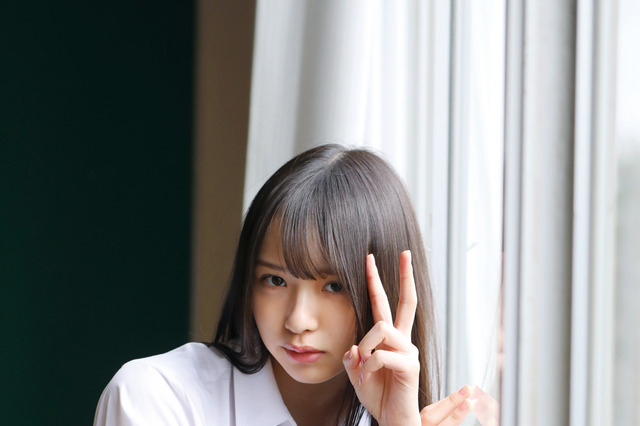わーすた三品瑠香の1st写真集が本日発売！現役最後となる制服姿も 画像