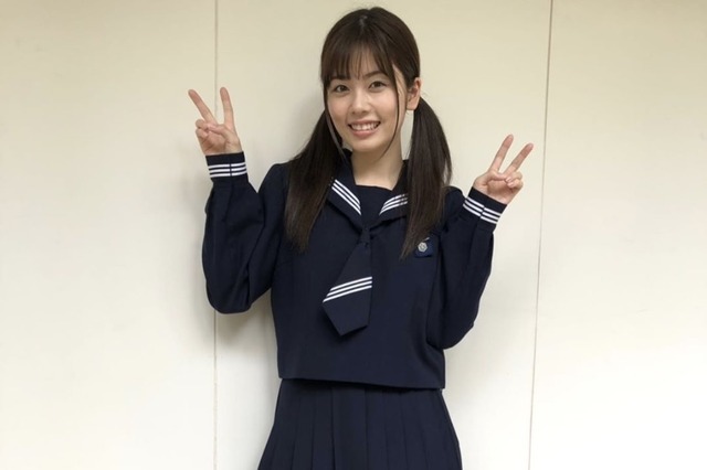 小芝風花のセーラー服姿にファンがメロメロ! 画像