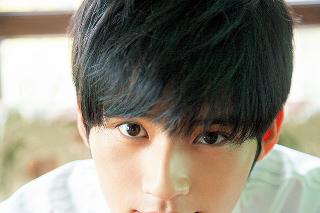 岡田健史、20代の目標語る「若さゆえの猪突猛進で」 画像