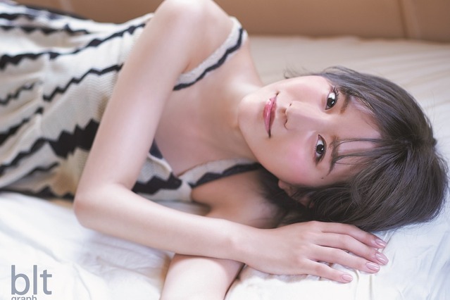 欅坂46・土生瑞穂がロンググラビアに登場!、“イケメン”&“艶っぽい”土生ちゃん 画像
