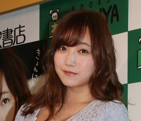 猫耳がキュート!京佳、セクシーキャット姿披露にファン大興奮 画像