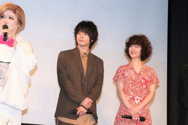 黒木華、会場に乱入したIKKOに演技を絶賛され大喜び! 画像