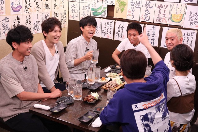 V6井ノ原、坂本は勝手に「グルメ偏差値をつけてくる」 画像