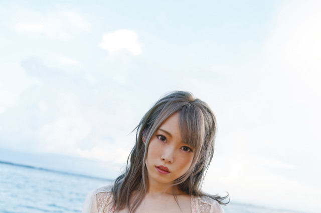 【昨日のエンタメニュース】山吹りょう、1stDVDで驚異のくびれボディ／新木優子、2nd写真集発売 画像