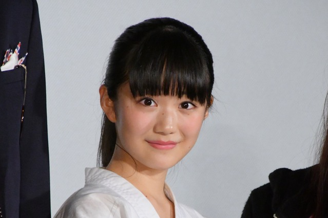 スパガ阿部夢梨と渡邉幸愛の唇がギリギリの急接近……！ 画像