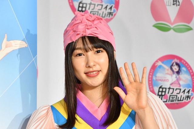 桜井日奈子、キュートな“MOMOガール姿”で登場…お気に入りは「お尻」 画像