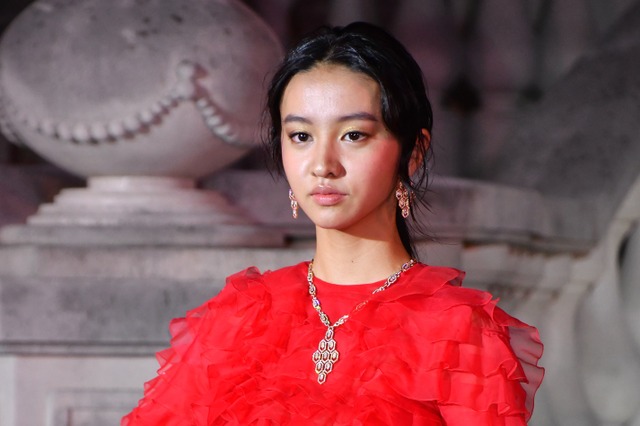 Koki,が真紅のドレス姿を披露、森星・剛力彩芽・エレナアレジ後藤らと美の共演 画像