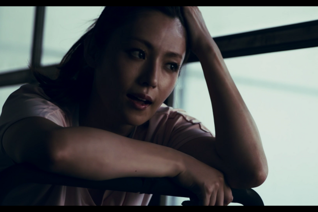 深田恭子が美ボディ披露！トレーニングウエア姿で汗流す動画公開 画像