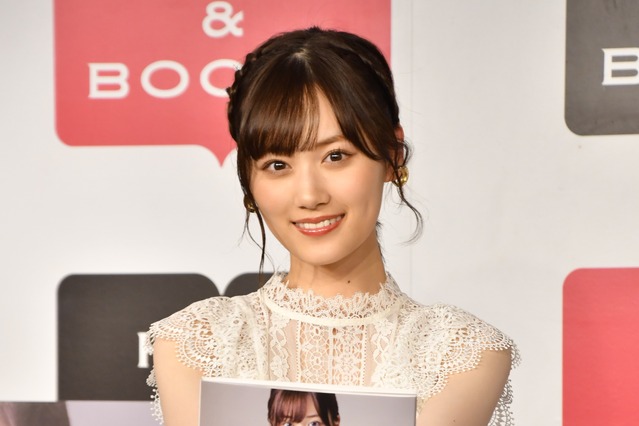 乃木坂46山下美月、ビキニ&ランジェリー撮影に初挑戦「露出が多いかも……」 画像