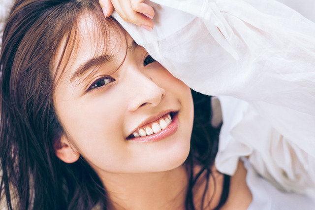 日比麻音子アナ、グラビア初挑戦!1人の女性としての素顔見せる! 画像