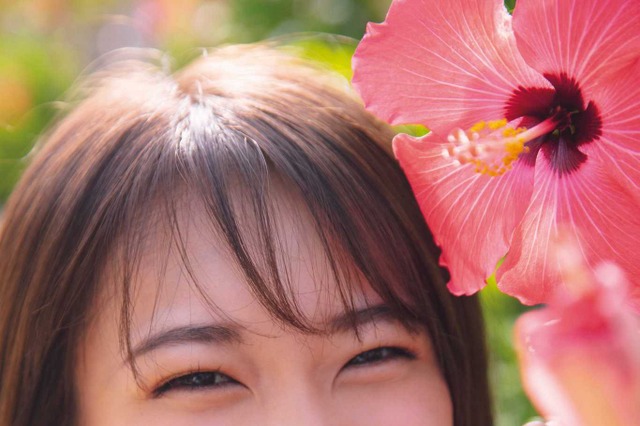 乃木坂46・秋元真夏、沖縄で撮影された写真集の爽やかカット3枚が先行公開！ 画像
