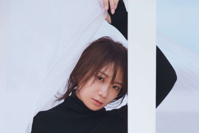 乃木坂46・秋元真夏、刺激強すぎセクシーカット公開 画像