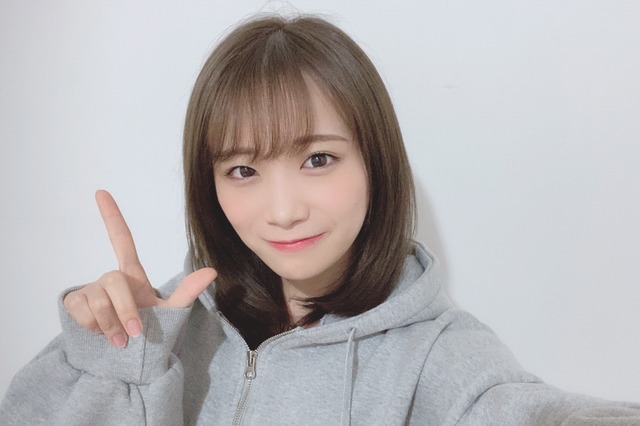 乃木坂46・秋元真夏、写真集の発売記念配信実施!お気に入り&恥ずかしかったカットも明かす 画像