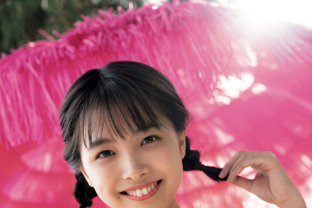 寺本莉緒、1st写真集が2度目の重版!ダイナマイトボディさく裂の新カット公開 画像