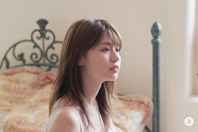 井口綾子のキャミ姿をファン絶賛！「かわいい」「初々しい……」 画像