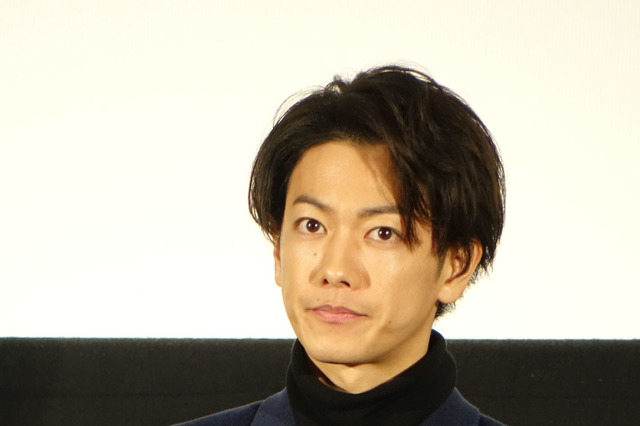 佐藤健、『ぴったんこSP』に自宅からリモート出演 !水を飲む姿にネット大興奮 画像