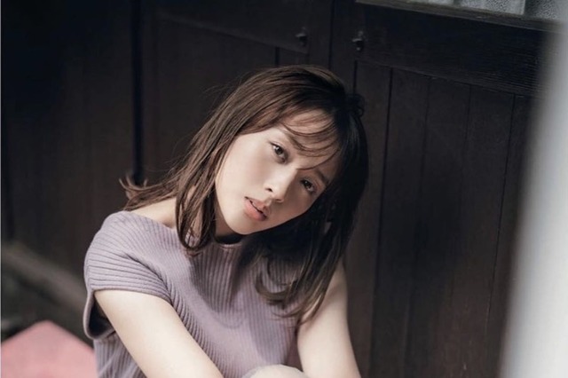 神部美咲、“秘密の旅行”をテーマに大人の色気！ 画像