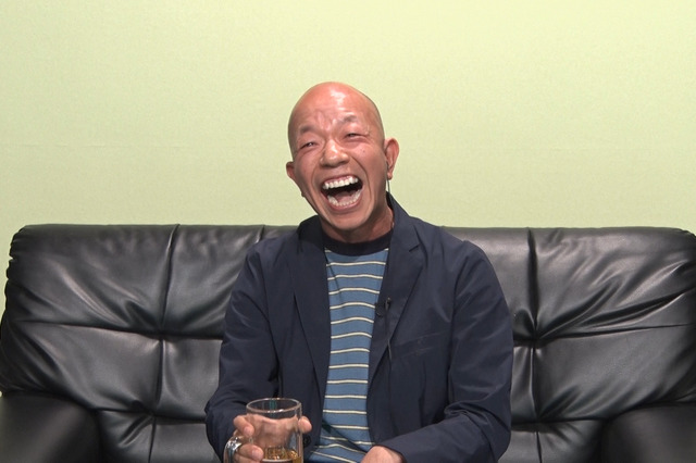 バイきんぐ小峠英二、リモート収録のコツ明かす! 画像