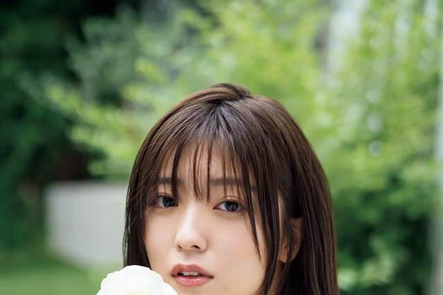 工藤美桜、表紙＆巻頭グラビアに初登場！大人びた姿も披露！ 画像