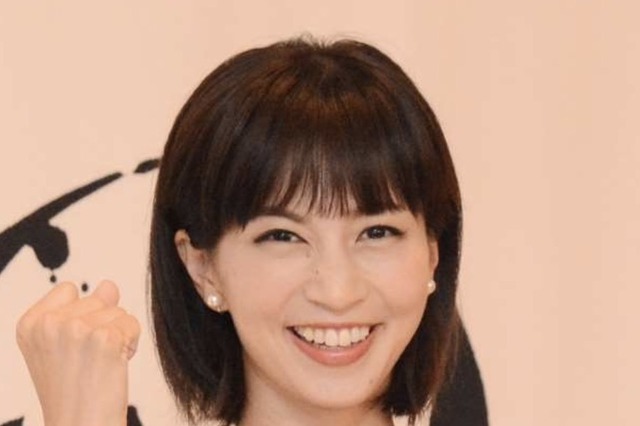 安田美沙子、きわどいドレスをエレガントに着こなし!「ドキッとした」「きれい」 画像