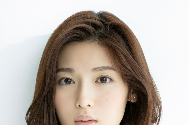 白石聖の1st写真集発売決定！4年間の成長記録を1冊の本に！ 画像