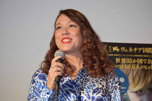 声帯に続き……LiLiCo、今度は膝の手術を報告 画像