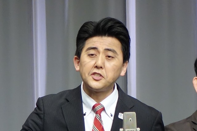 ビスケッティ佐竹、安倍首相に感謝!ものまね辞めない! 画像