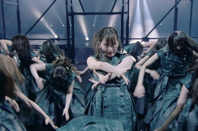 欅坂46、ラストシングル『誰がその鐘を鳴らすのか？』幻のライブ映像公開！ 画像