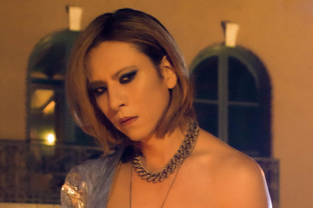 YOSHIKI、28年ぶりの写真集発売決定！圧倒的なオーラ放つカットが公開に！ 画像