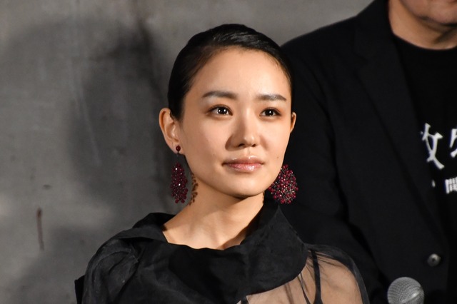 奈緒、趣味はプロレス!憧れのレスラーと対面し涙 画像